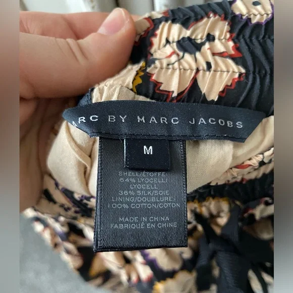 Marc by Marc Jacobs silk skirt with floral print (M) - Picture 4 of 9
